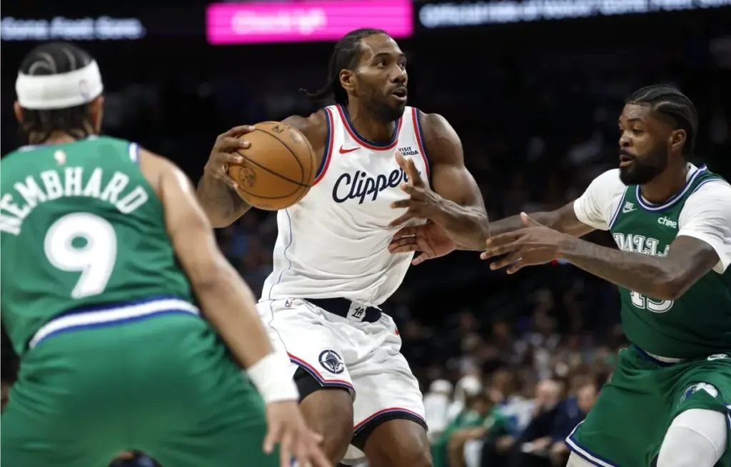 Report: Kawhi Leonard would 'only commit' to Raptors on long-term extension