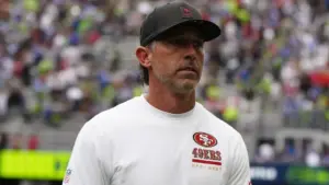 Foerster oversees 49ers practice with on-mend Shanahan nearby