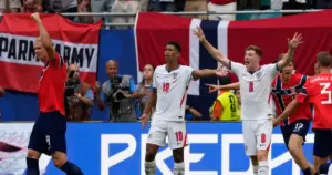 Jude Bellingham backs England stars after Thomas Tuchel criticism