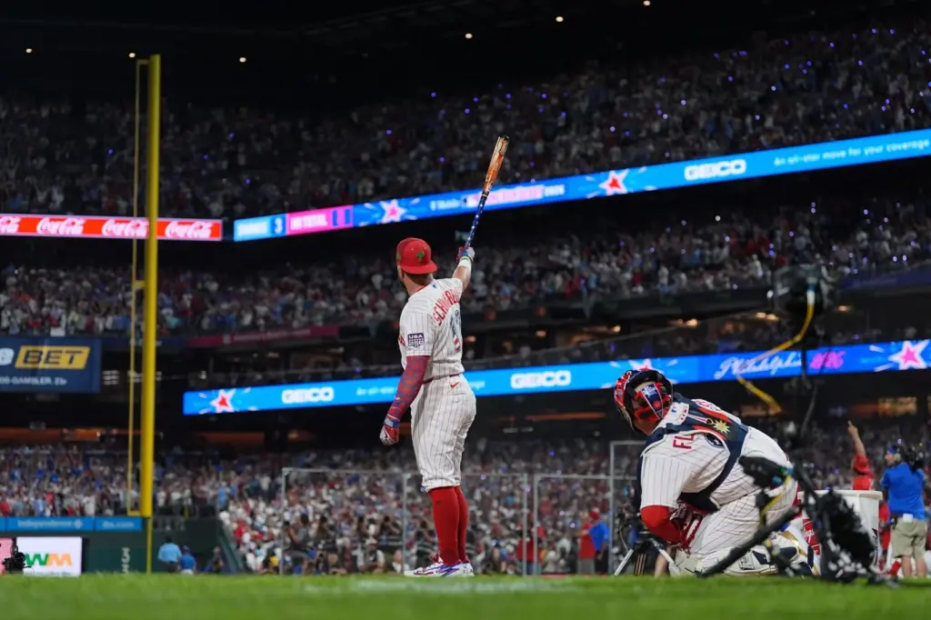 Walker stuns Schwarber, becomes Cardinals' first Derby champ - MLB.com