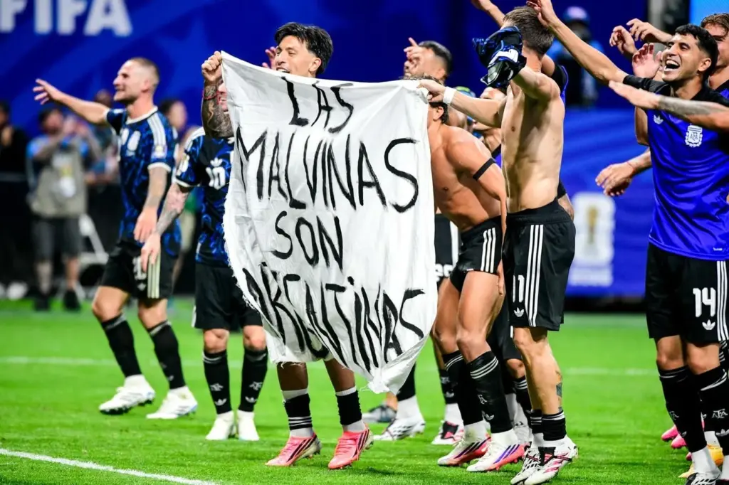 UK urges FIFA to investigate Argentina over Falklands banner at World Cup