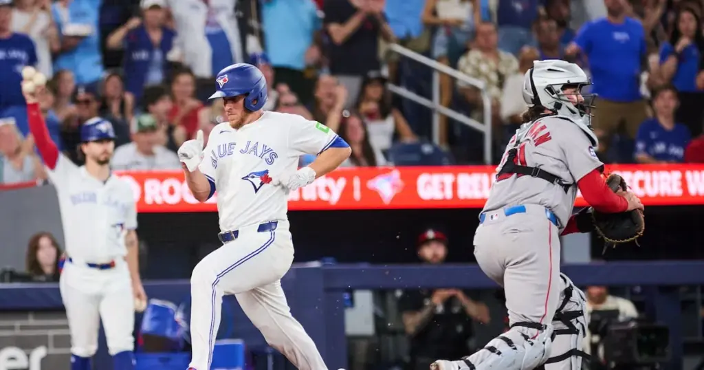Blue Jays beat Red Sox 5-3 to stay in playoff chase - CityNews Toronto