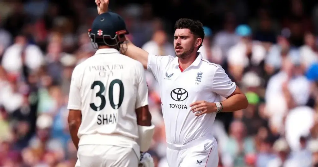 'I fear for them' - pundits lament 'desperate times' for Pakistan