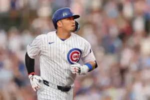 Blue Jays aim to continue surge in matinee makeup game vs. Cubs