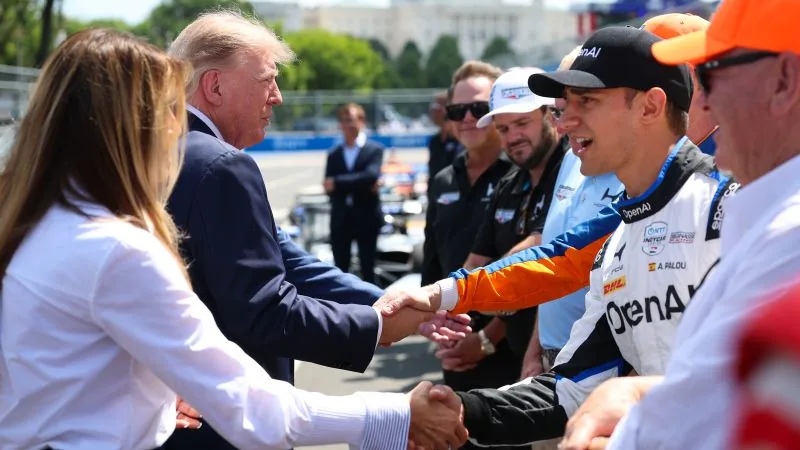 Trump arrives at high-speed IndyCar race through Washington's streets