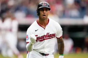 Bazzana blasts off to tie it ... then calls game in Guardians' 2nd walk-off of the day - MLB.com